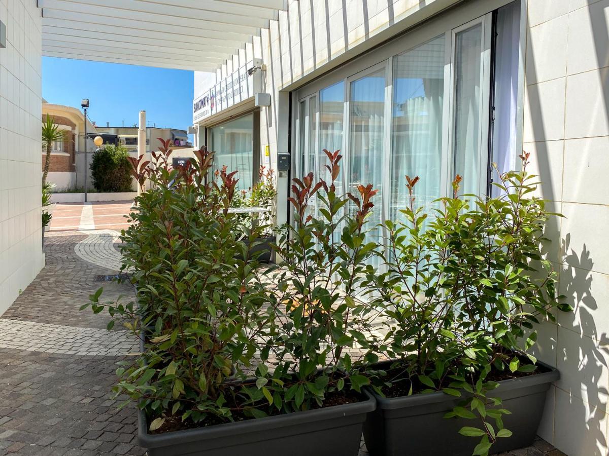 Appartamento A 30 Mt Dal Mare Cecina  Dış mekan fotoğraf